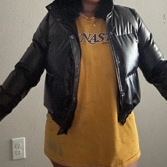 Winter jacket - Picture 2 of 5